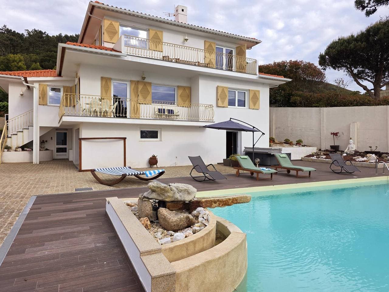 Foto 4 von 48: Ferienhaus für 14 Personen mit Terrasse