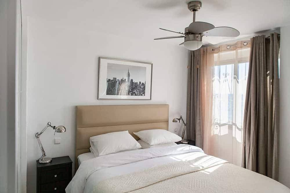 Foto 7 von 30: Beach Front Apartment \"Oden 2\" mit einem halbprivaten Strand in Altea, Spanien