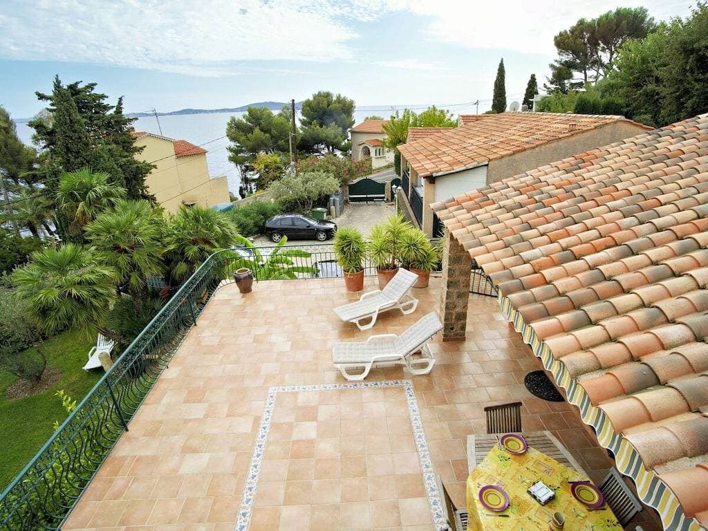Foto 8 von 39: Villa in Carqueiranne mit Schwimmbecken