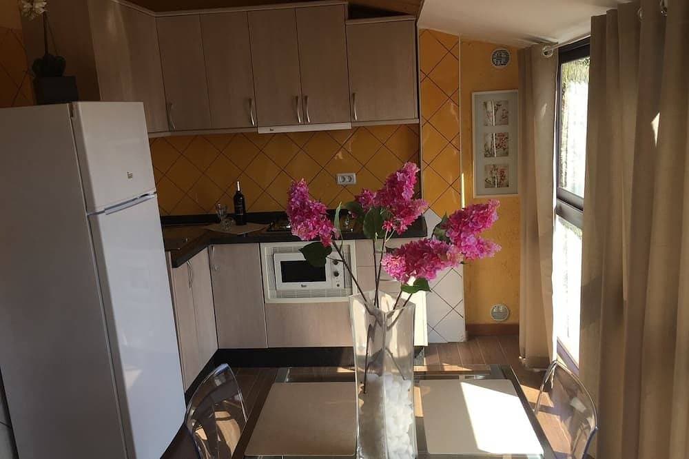 House on the outskirts of San Sebastian, full contact with nature 1