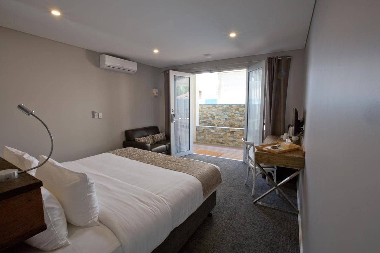 Foto 8 von 13: King Room with Pool View
