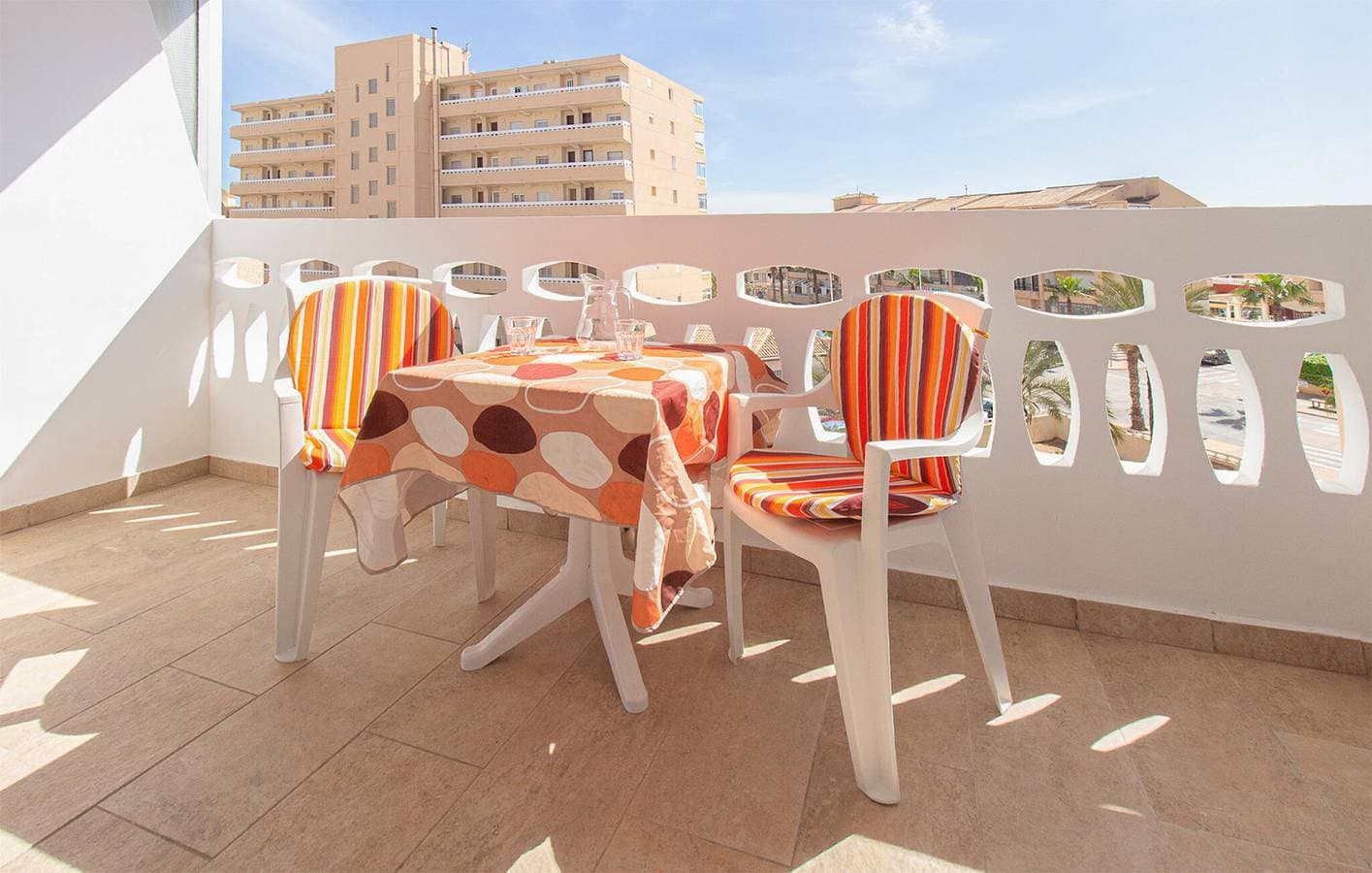 Foto 9 von 31: Apartment mit Meerblick, AC und Terrasse