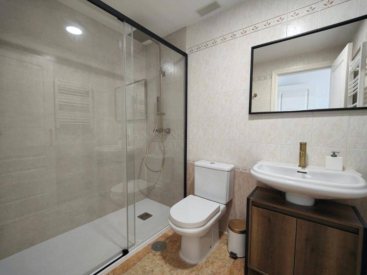 Foto 5 von 31: Apartment with Sea View