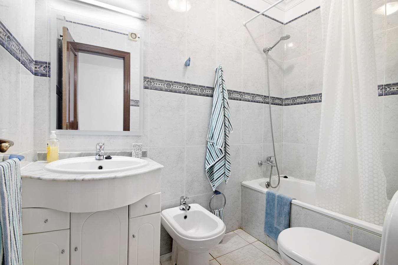 Foto 12 von 22: Apartment 'Tavira Garden T1' mit Gemeinschaftspool, WLAN und Klimaanlage
