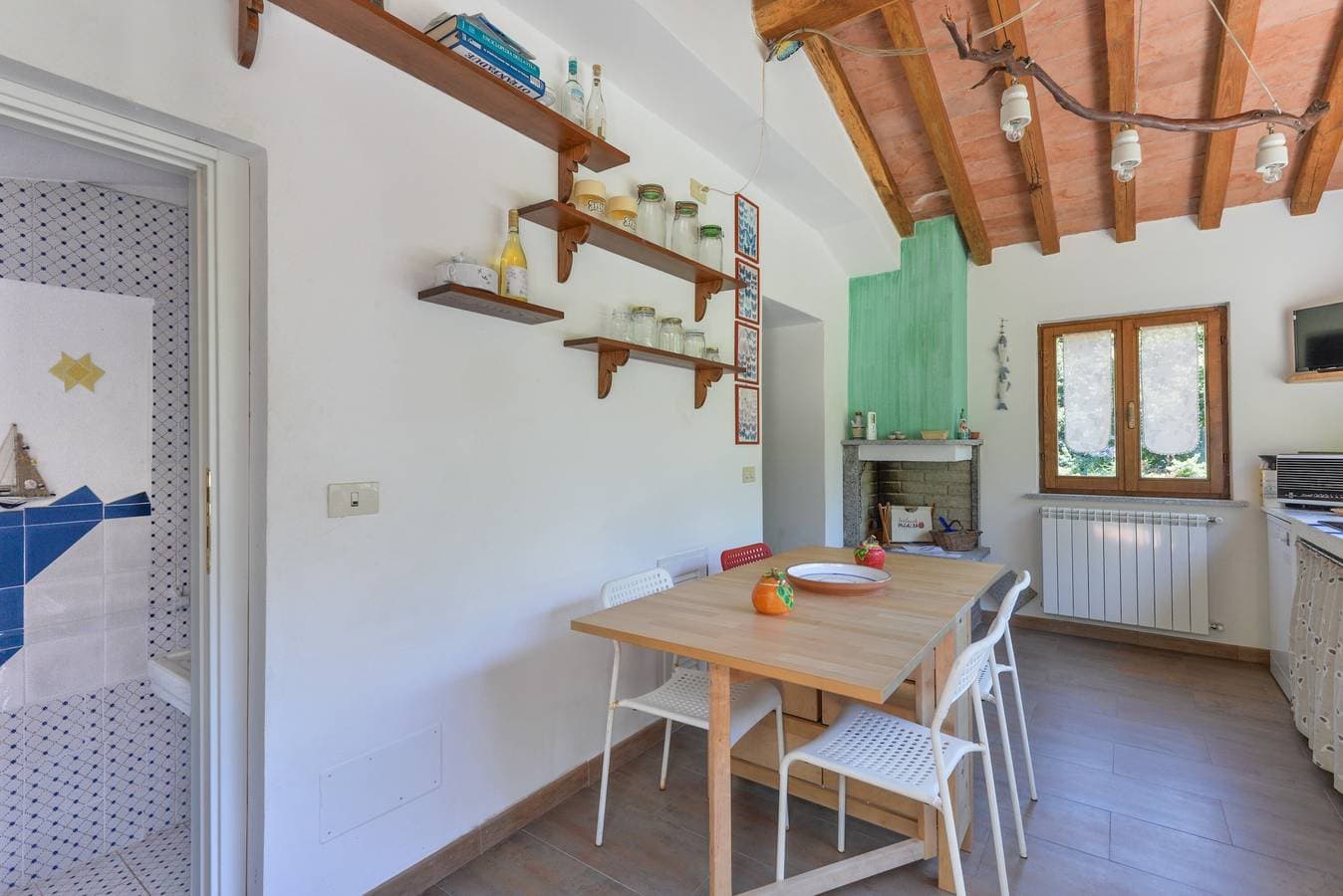 Foto 4 von 25: Villa 'I Fiori Redinoce' mit privater Terrasse, privatem Garten und Klimaanlage