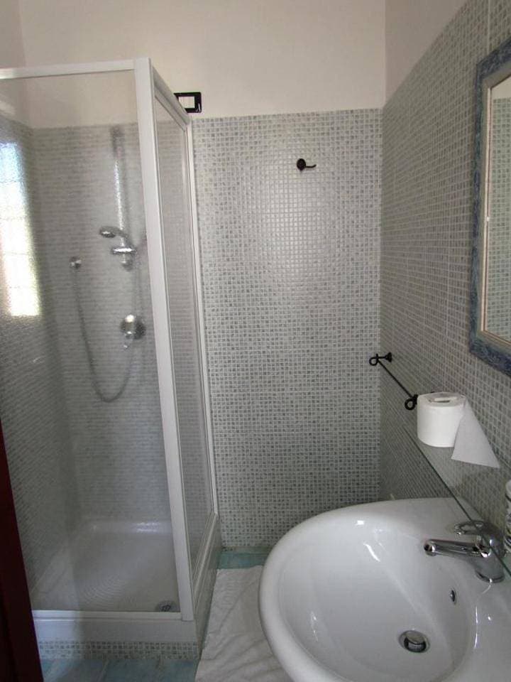 Foto 12 von 14: Twin Room with Private Bathroom
