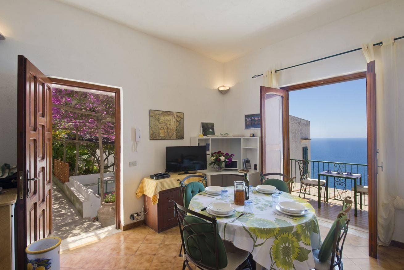 Foto 4 von 12: Ferienwohnung für 2 Personen mit Meerblick