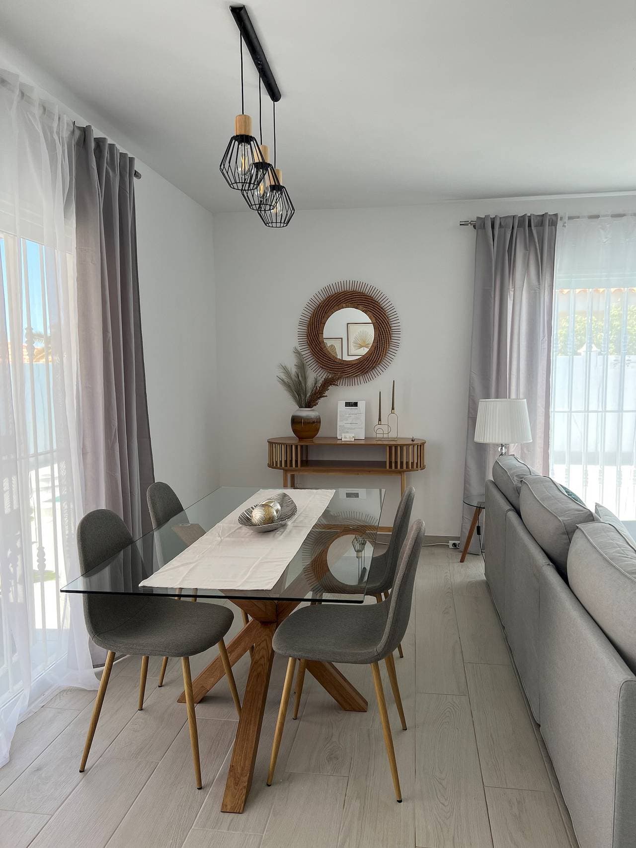 Foto 5 von 42: Villa für 5 Personen mit Terrasse