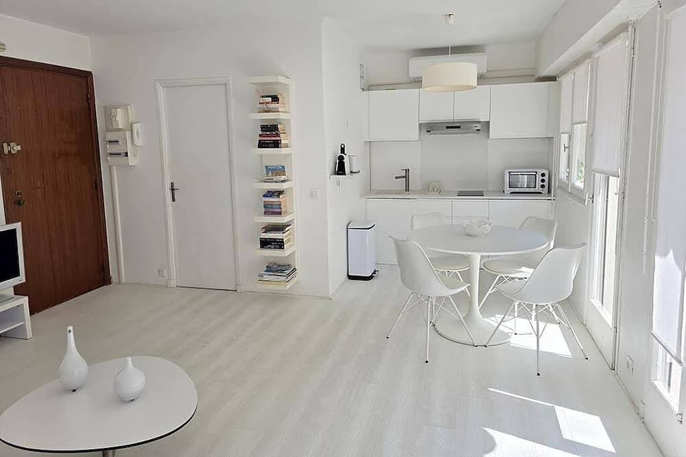 Foto 7 von 18: Schöne Ferienwohnung im Stadtzentrum mit 2 Zimmern, 100 m von den Strä