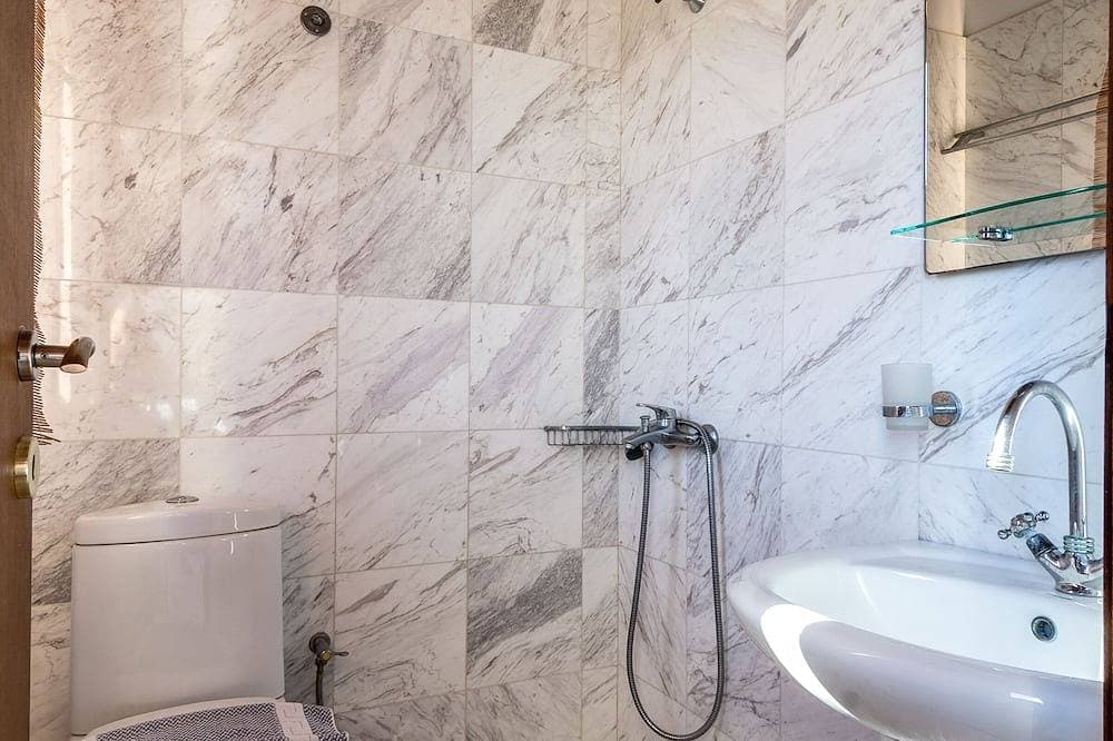 Foto 9 von 22: Aeolus 5 Schlafzimmer Villa mit privat Pool und Meerblick, Wi-Fi, 5 Min vom Meer