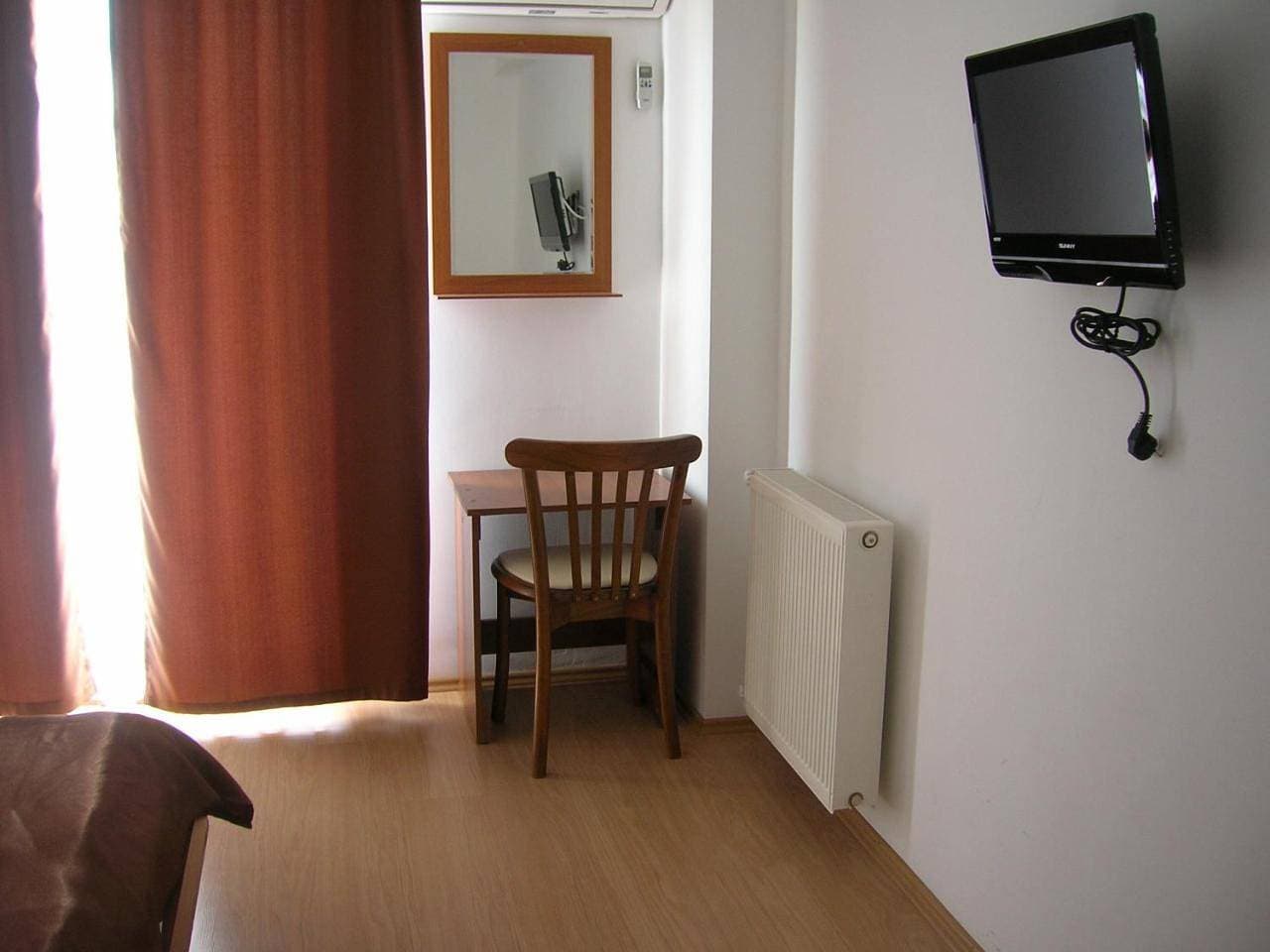 Foto 8 von 10: Twin Room with Balcony