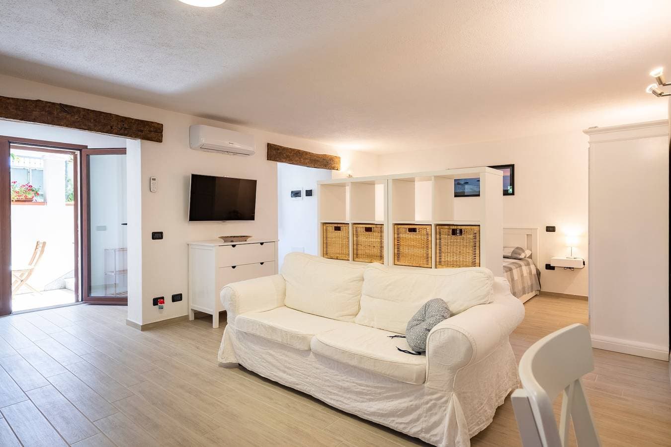 Foto 9 von 24: Ferienhaus "Loft Pina" mit WLAN, Garten und Terrasse
