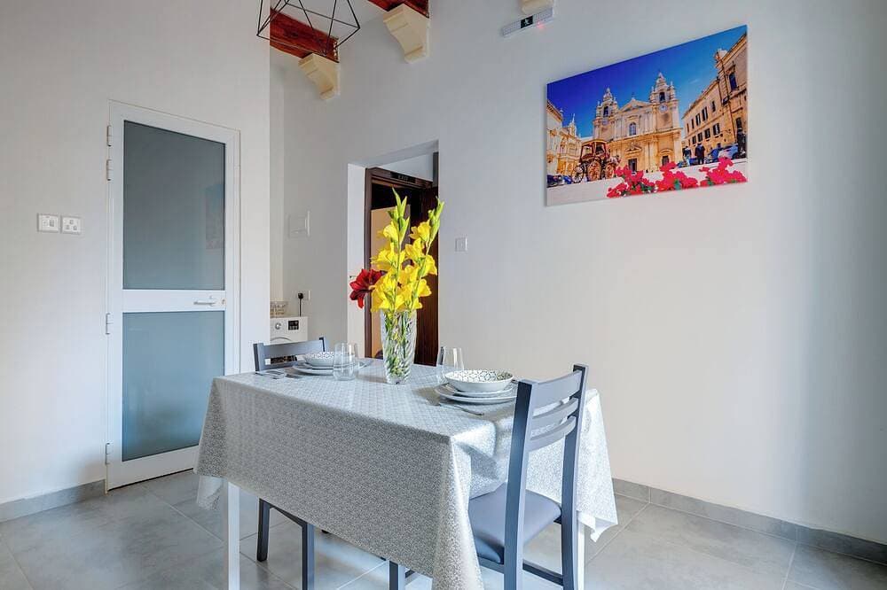 Foto 5 von 30: Stylish 1Br Studio Apt in Gzira