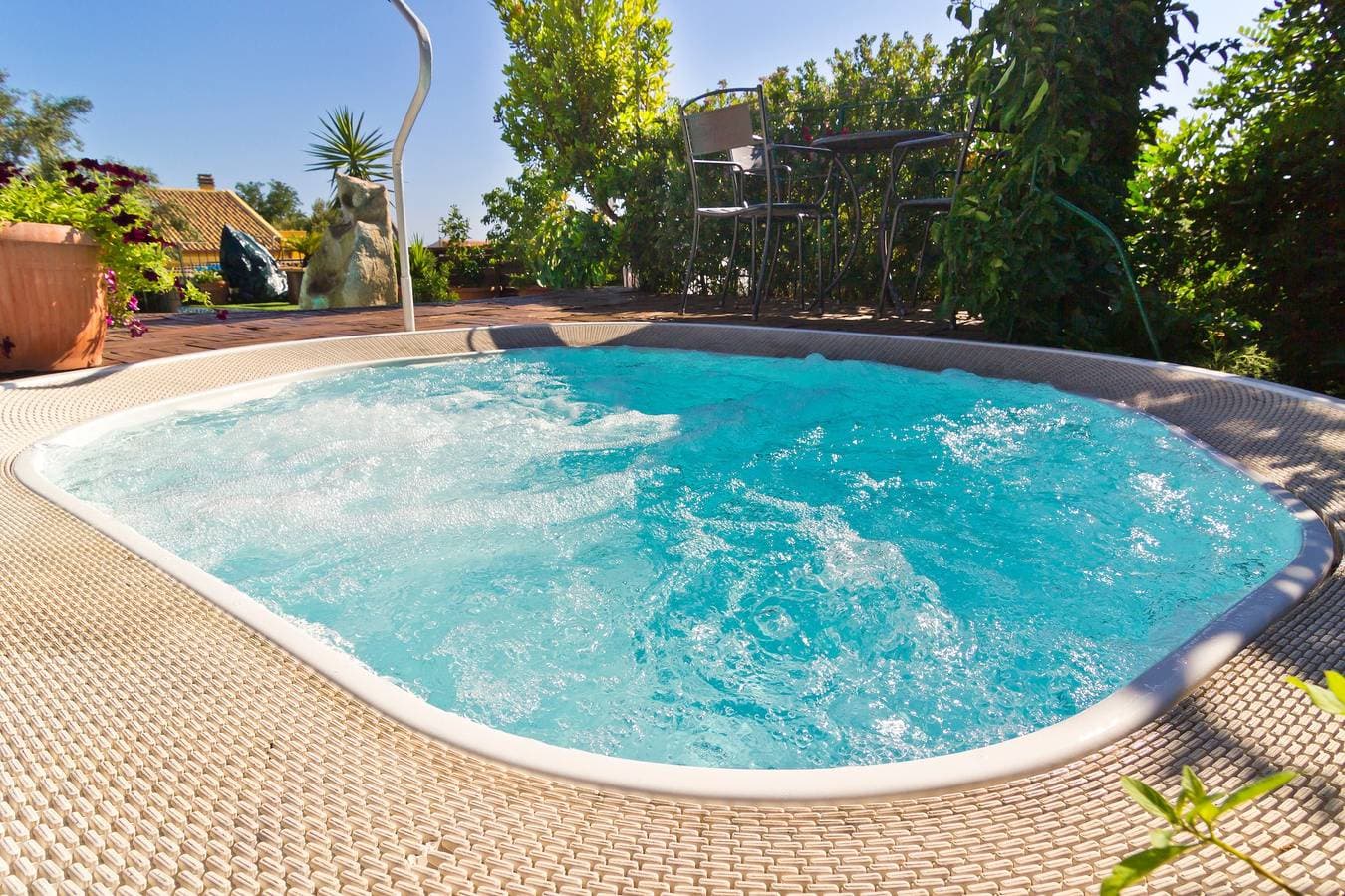 Foto 5 von 22: Ferienwohnung "Casa Ginepro" in Villa mit WLAN, Innenhof & Pool
