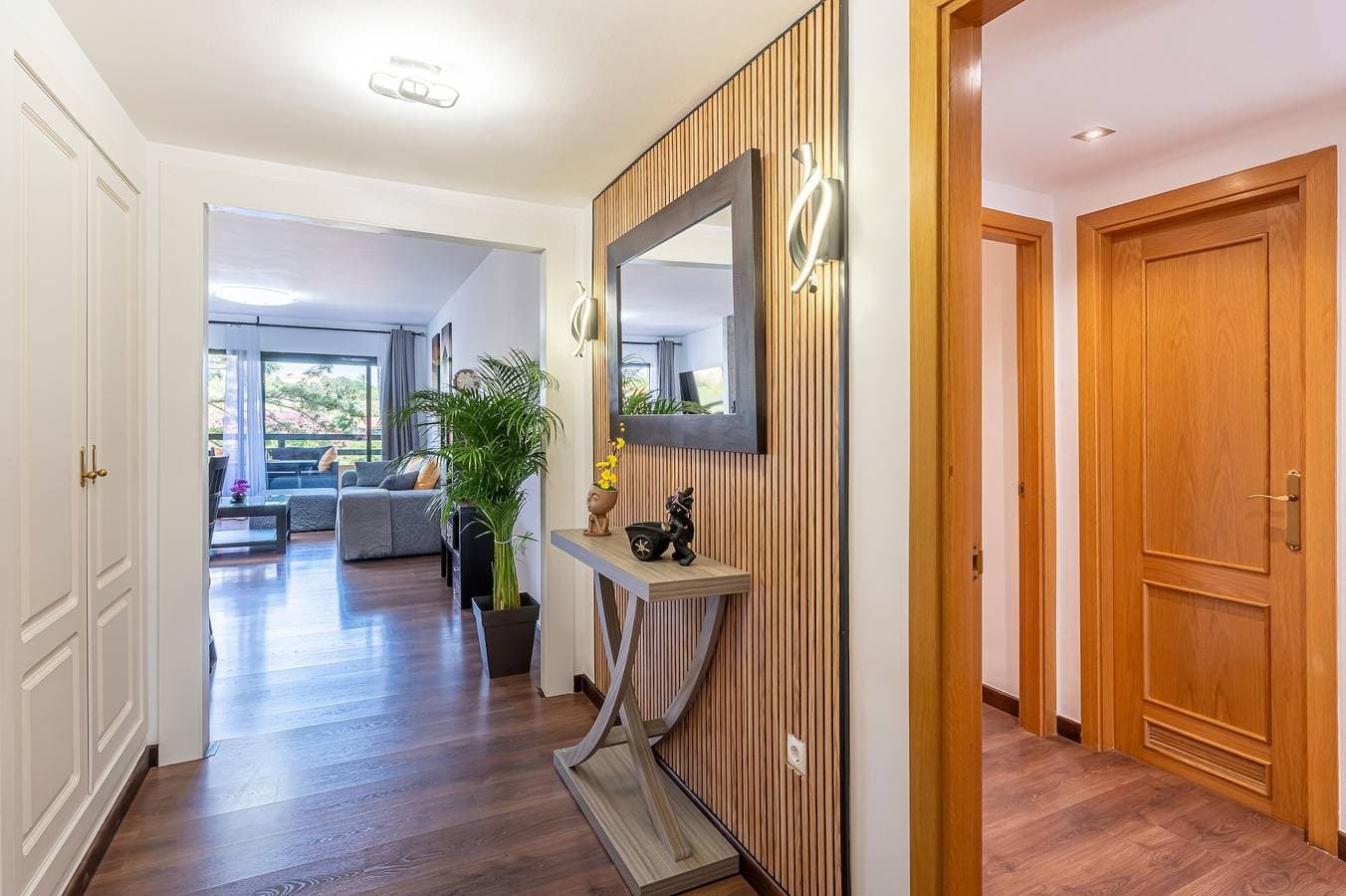 Foto 12 von 34: Ferienwohnung 'Apartamento Las Joyas' mit Bergblick, WLAN und Klimaanlage