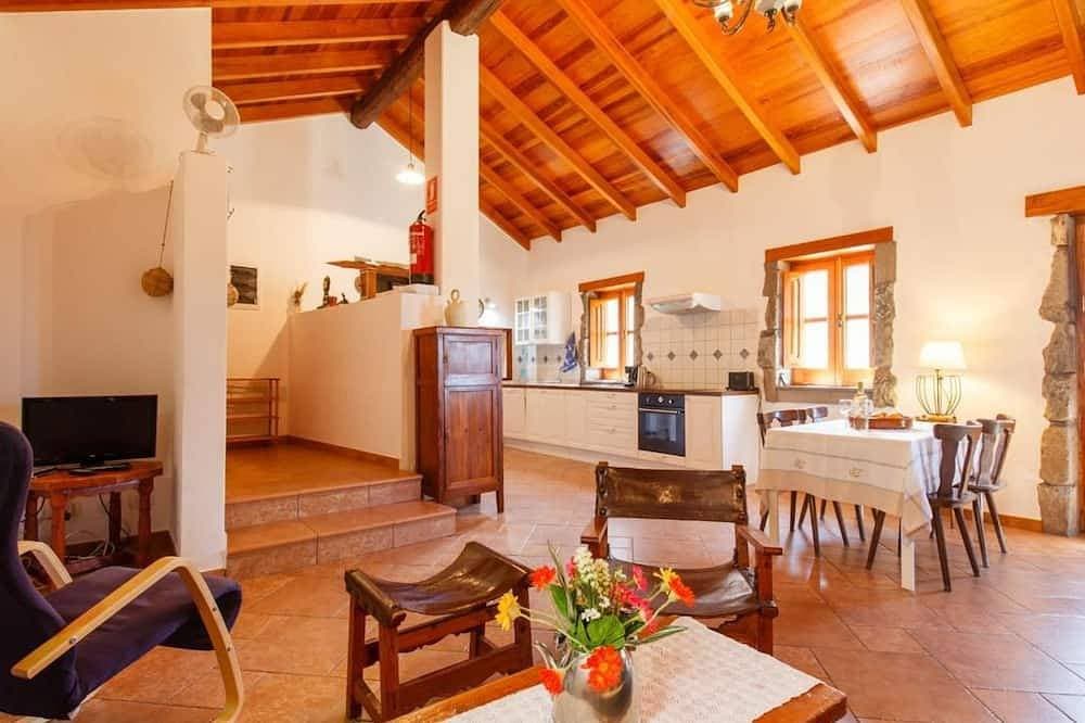 Foto 7 von 23: Komfortables Ferienhaus mit privatem Pool und id