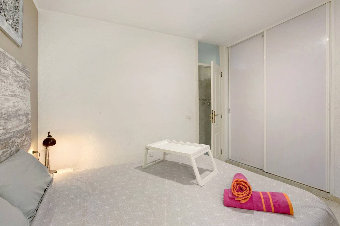 Foto 11 von 23: Ferienwohnung 'Apartamento Caletillas Alan' mit Gemeinschaftspools, Terrasse und WLAN