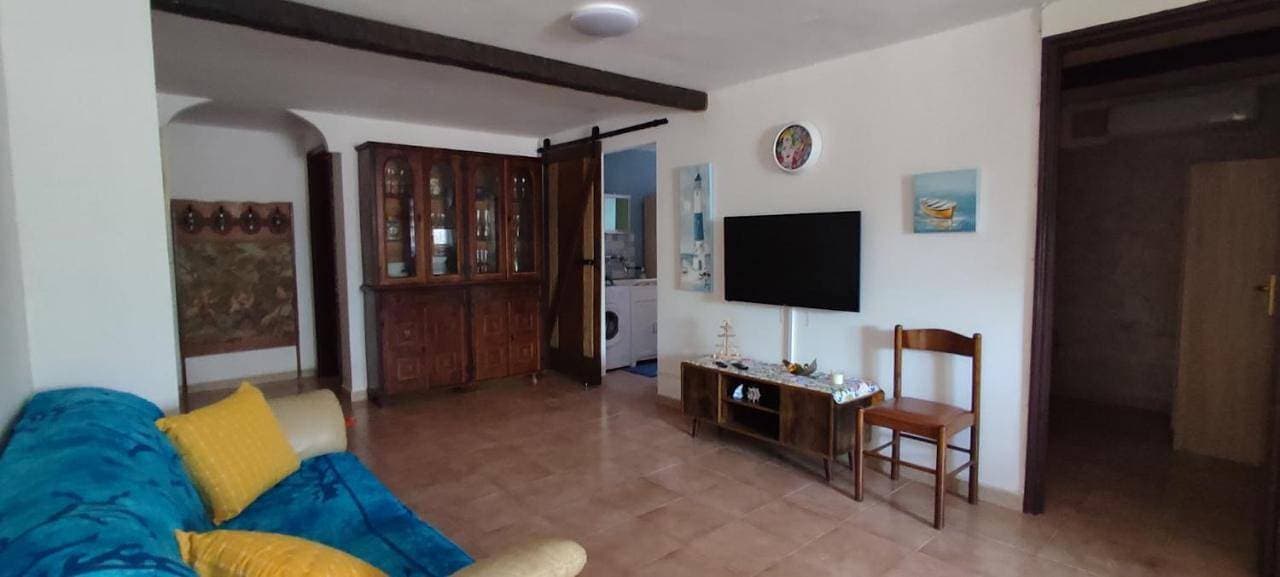 Foto 5 von 73: Three-Bedroom Apartment