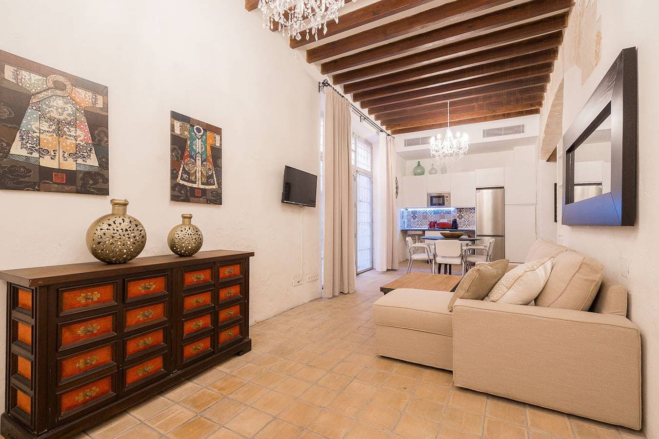 Foto 2 von 12: Vintage Palma Palace (Classic 1) by PriorityVillas