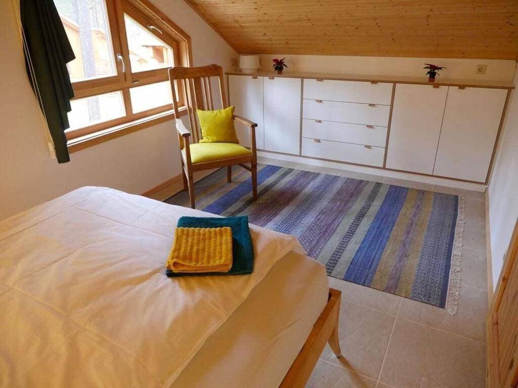 Foto 2 von 22: Two-Bedroom Apartment