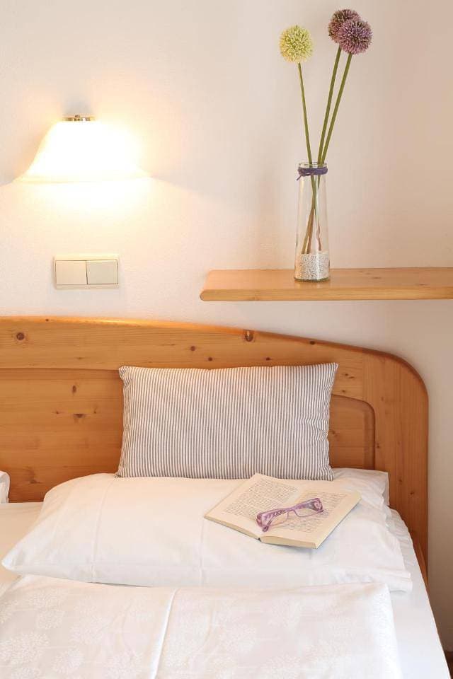 Foto 6 von 11: Double Room with Bathroom without Kitchen