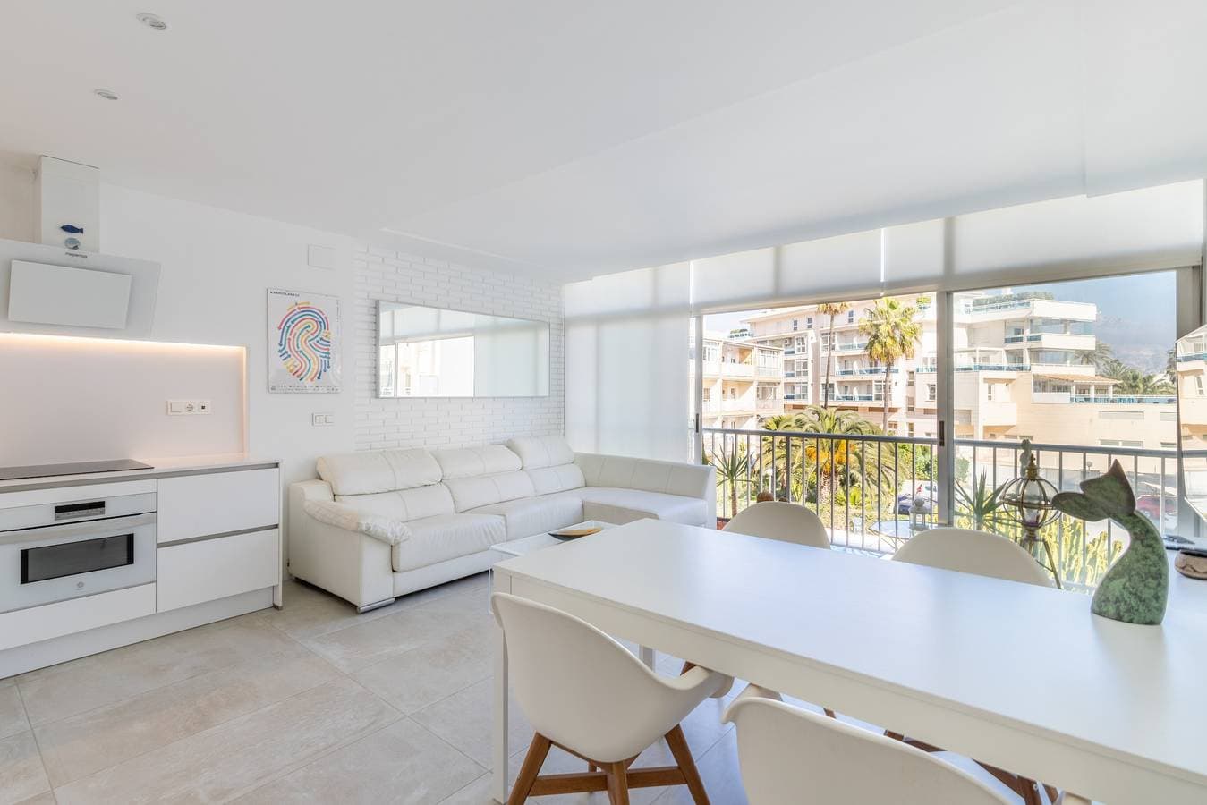 Foto 3 von 25: Ferienwohnung 'Albir Playa' mit Meerblick, WLAN und Klimaanlage