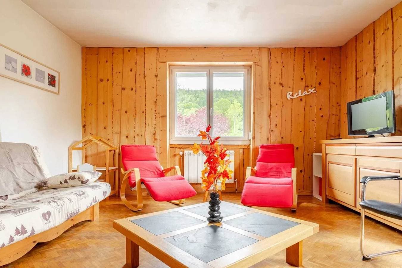 Foto 3 von 26: Gemütliches Haus mit Kamin in Hauts-de-Bienne