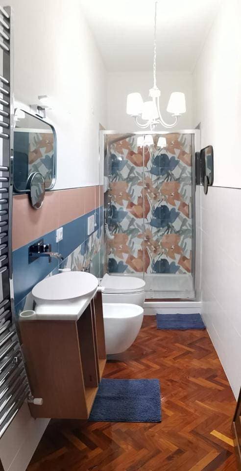 Foto 10 von 10: Double Room with Shared Bathroom