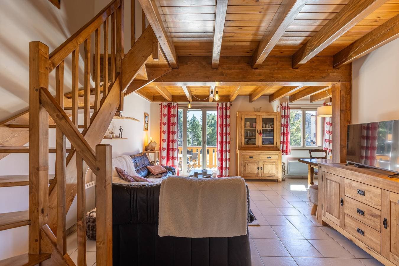 Foto 9 von 13: Ferienwohnung für 8 Personen mit Balkon