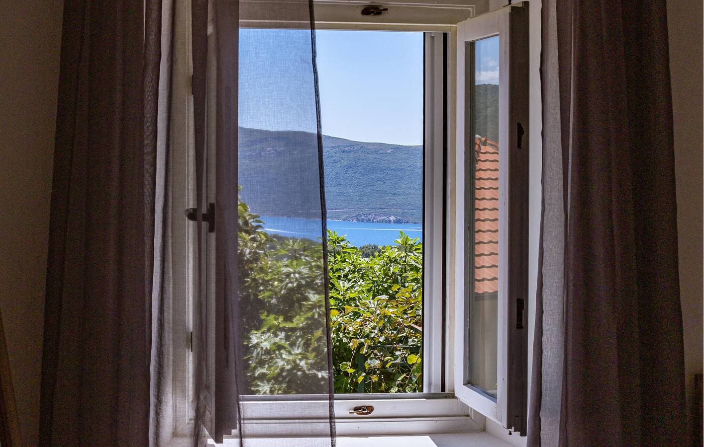 Foto 6 von 32: Ferienhaus für 8 Personen mit Terrasse