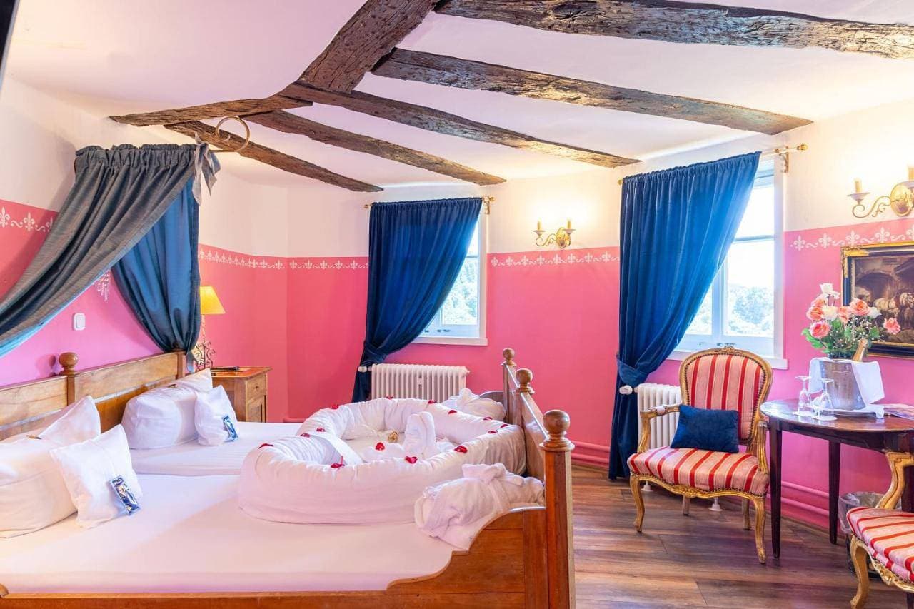 Foto 7 von 9: Double Room in Fairy Tale Tower