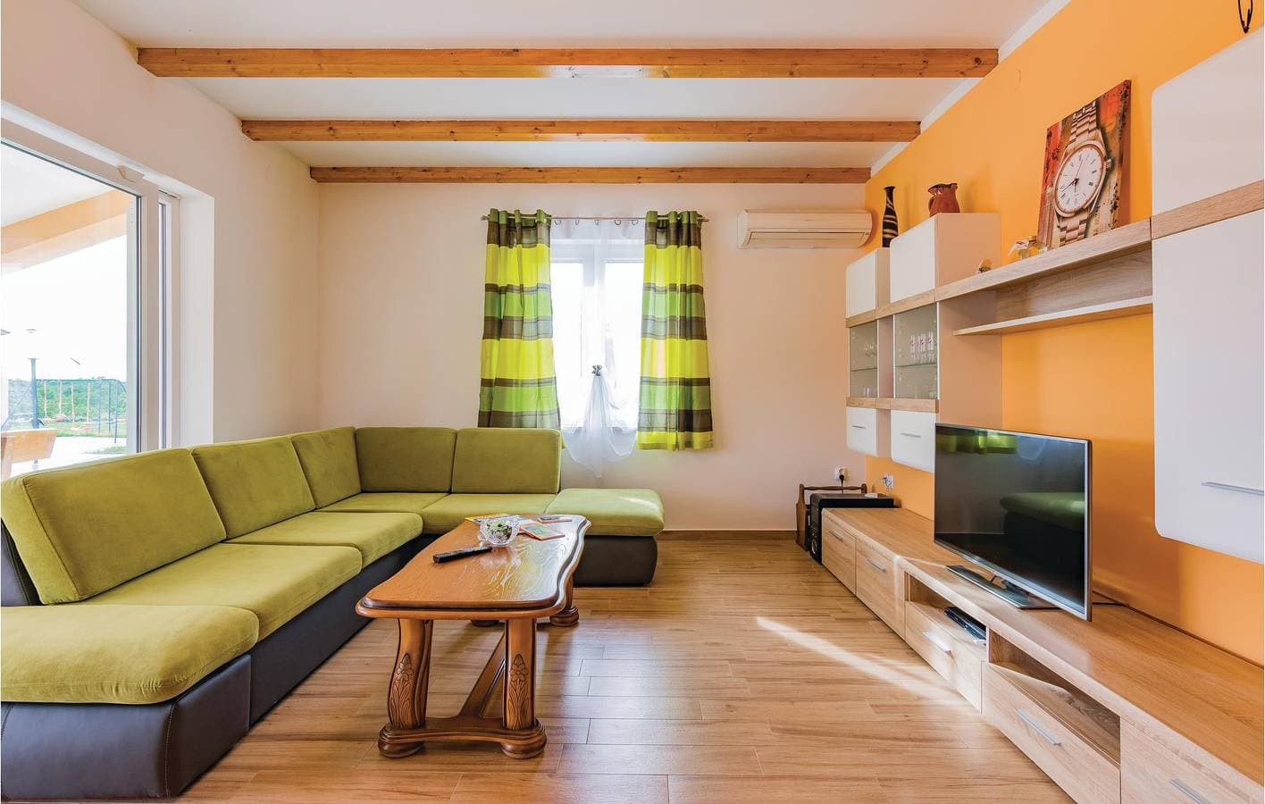 Foto 11 von 29: Geräumige 2-Zimmer-Wohnung mit WLAN, Pool und Terrasse