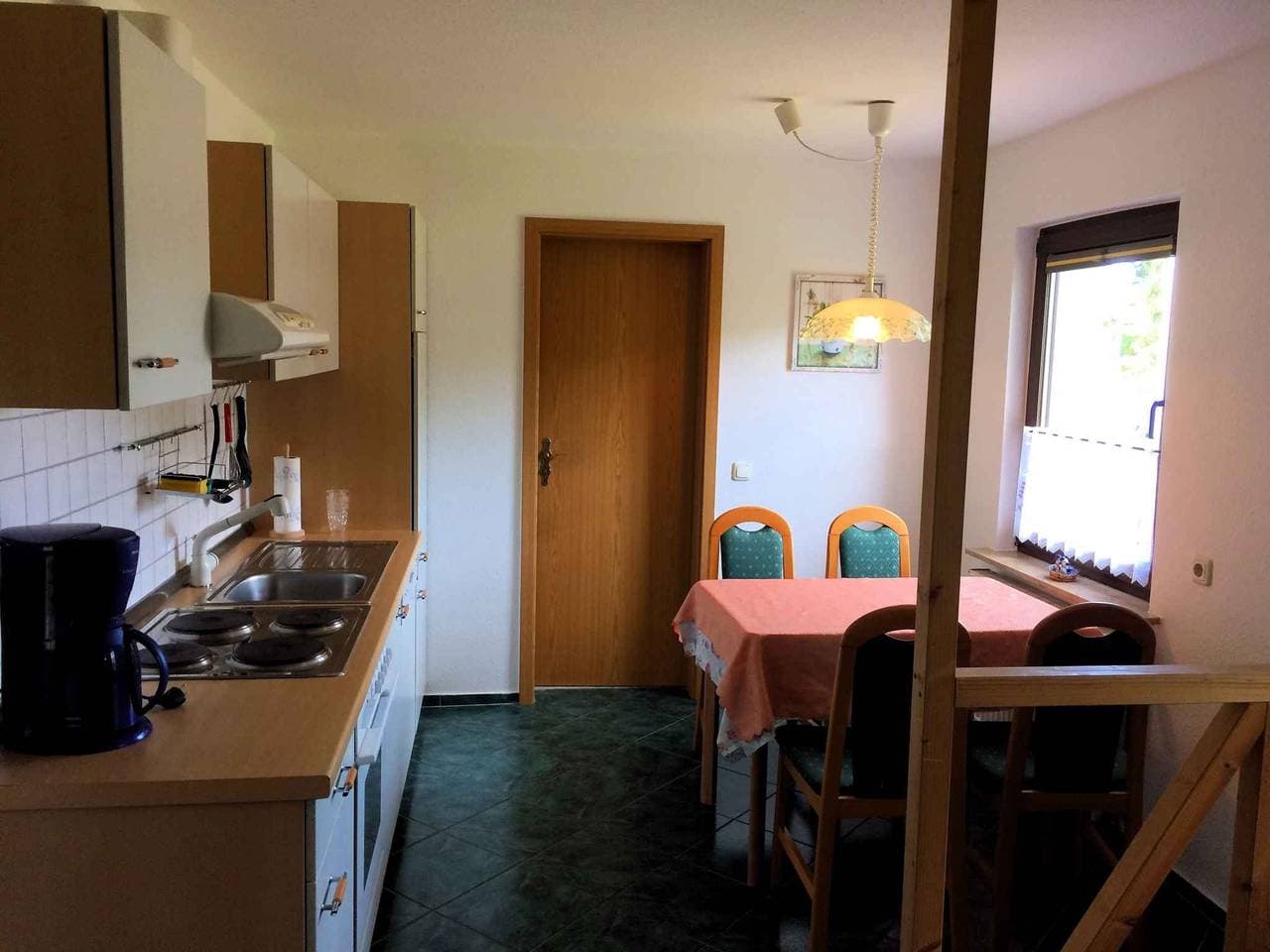 Foto 12 von 29: Ferienhaus mit Terrasse und Garten