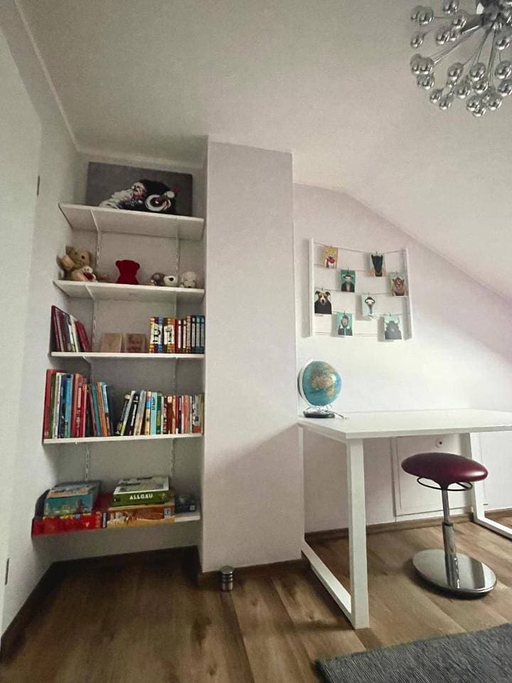 Foto 6 von 49: Two-Bedroom Apartment