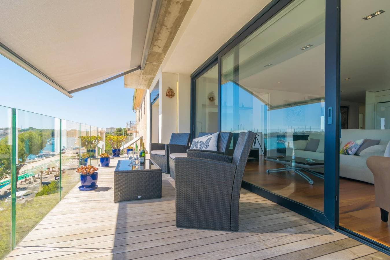 Foto 6 von 33: Llevant  - Apartment mit Meerblick in Portocolom. WiFi gratis