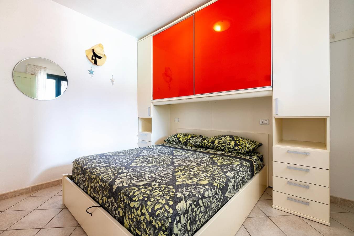 Foto 11 von 34: Ferienwohnung 'Sea Paradise' mit Meerblick, Wi-Fi und Klimaanlage