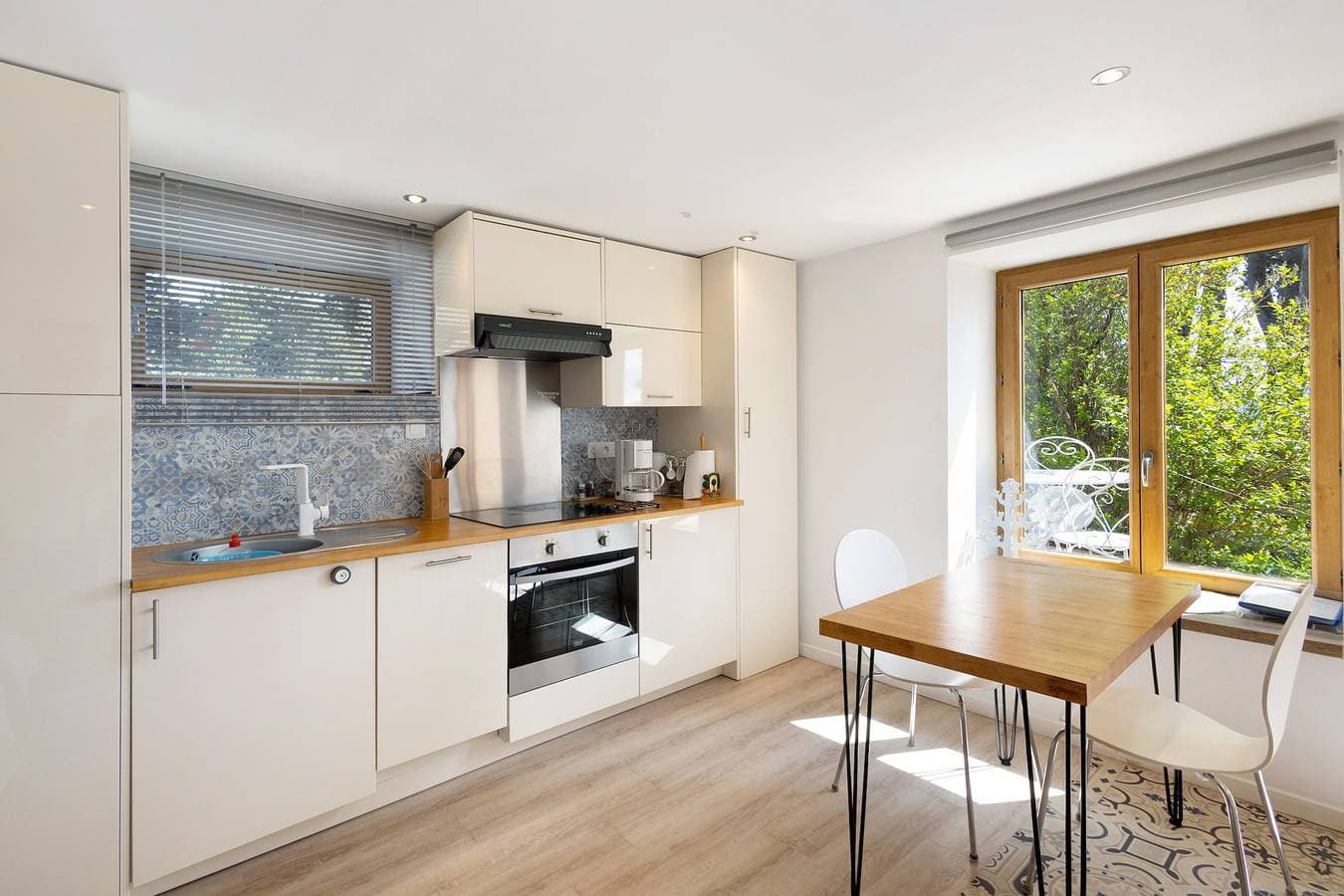 Foto 5 von 27: Studio-Apartment 'Sorbier Des Oiseaux' mit Bergblick, privater Terrasse und WLAN