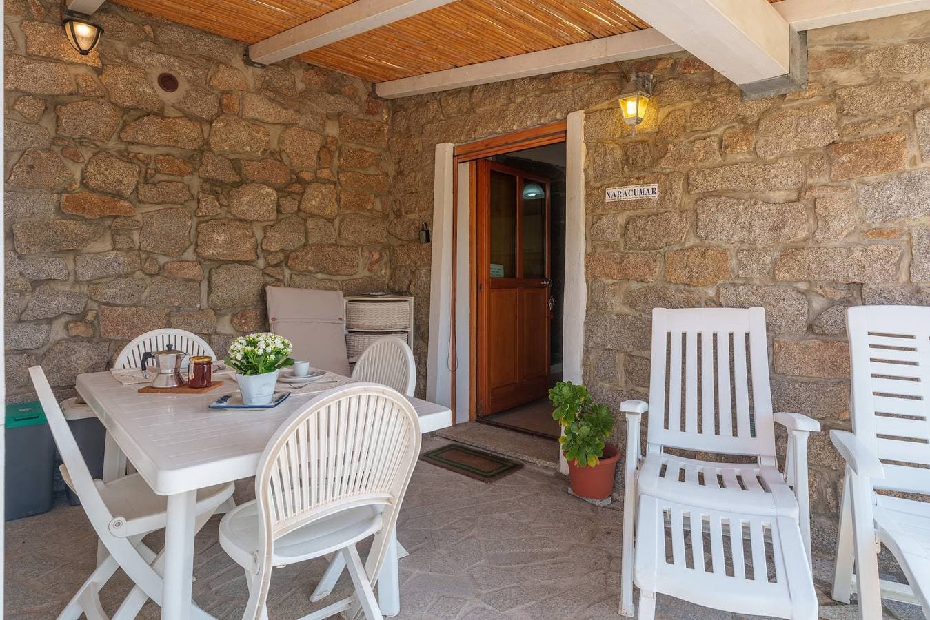 Foto 2 von 32: Ferienhaus 'Naracumar' mit Meerblick, privater Terrasse und Wi-Fi