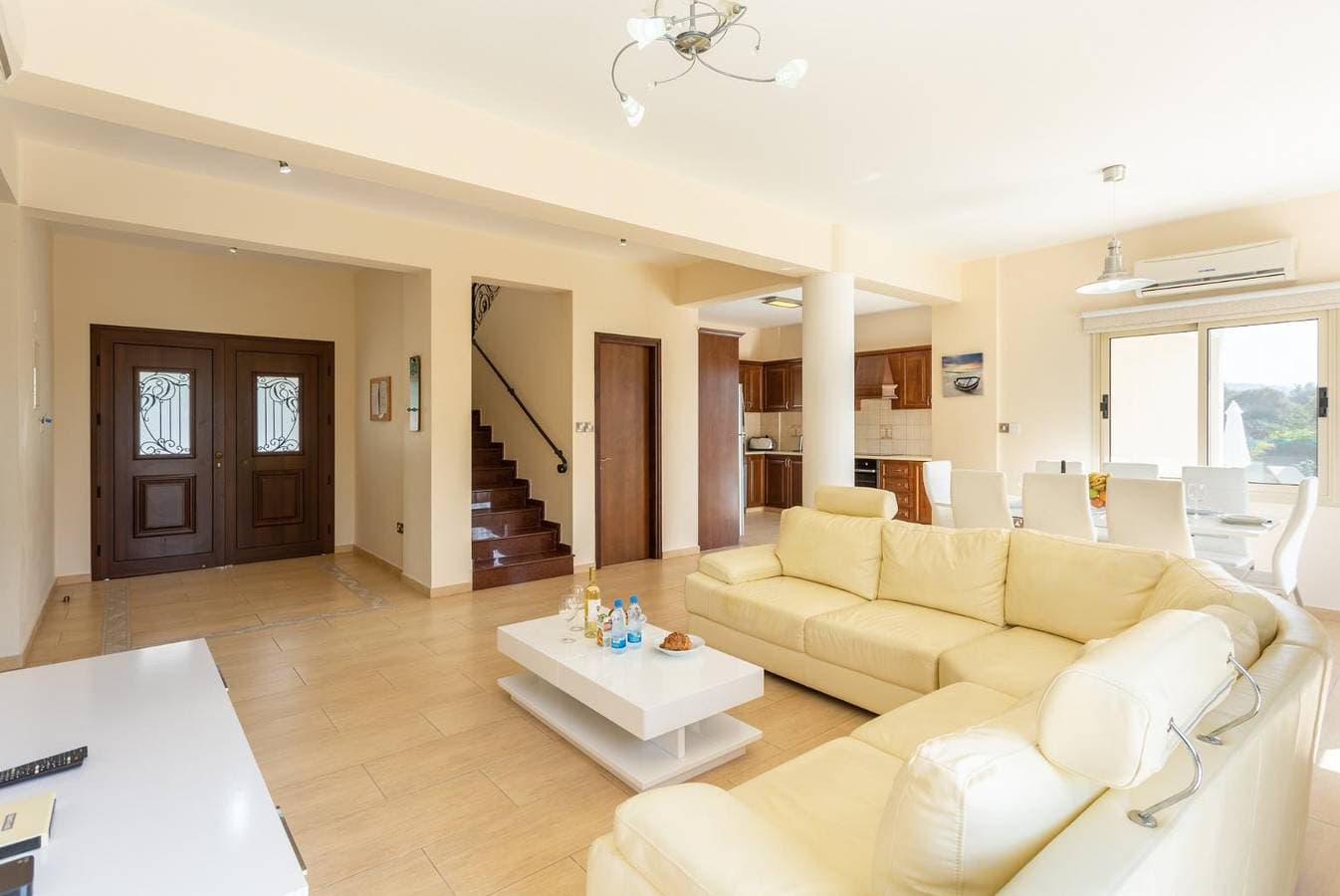 Foto 11 von 37: Villa für 8 Personen mit Meerblick