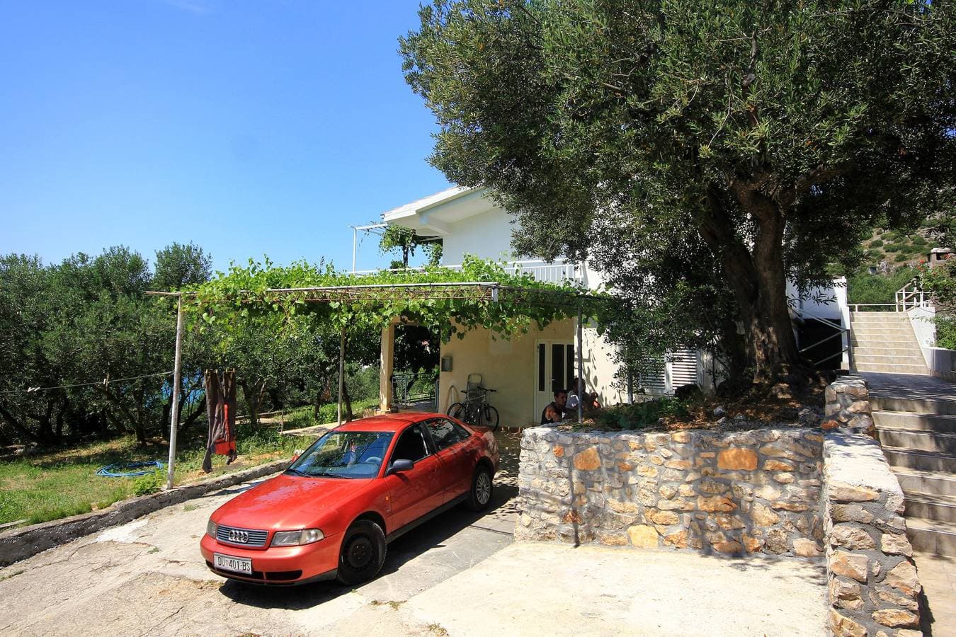 Foto 13 von 35: 2-Zimmer-Ferienwohnung mit Terrasse und Meerblick Viganj, Peljesac -a