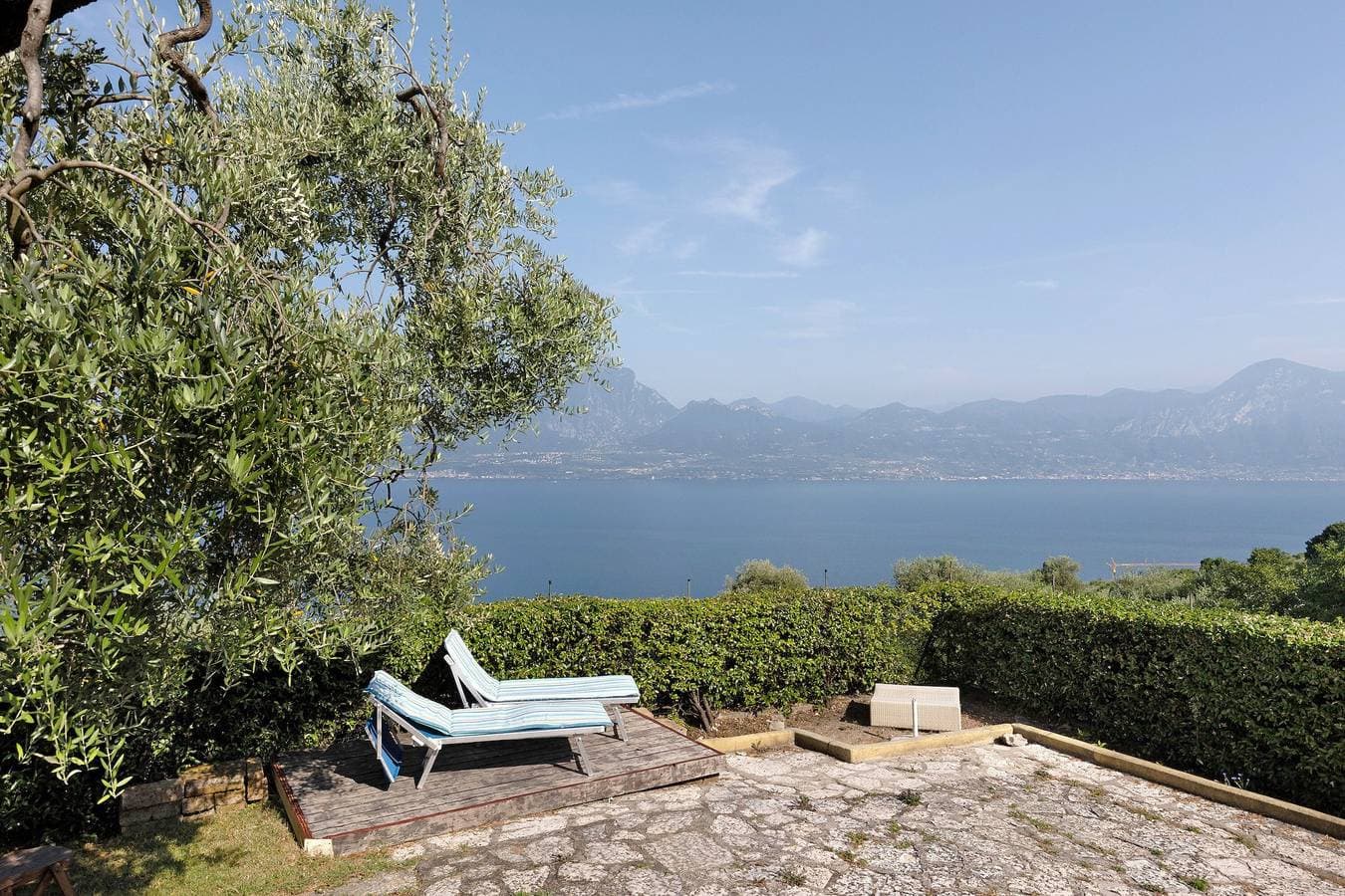Foto 7 von 31: Ferienwohnung 'El Casal' mit Seeblick, Gemeinschaftspool und WLAN