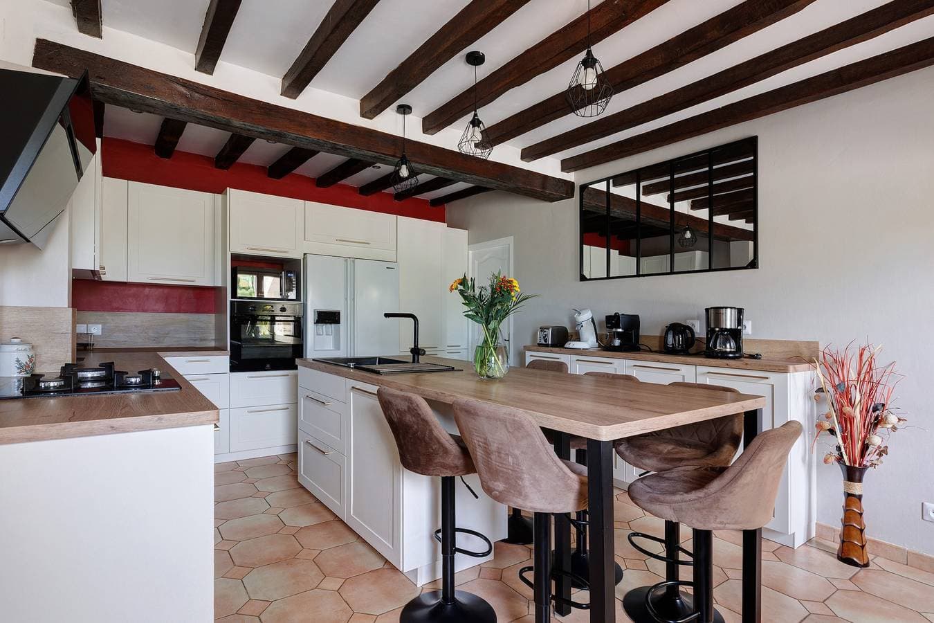 Foto 9 von 35: Ferienhaus 'Ô Gîte Bleu' mit privatem, beheiztem Hallenbad