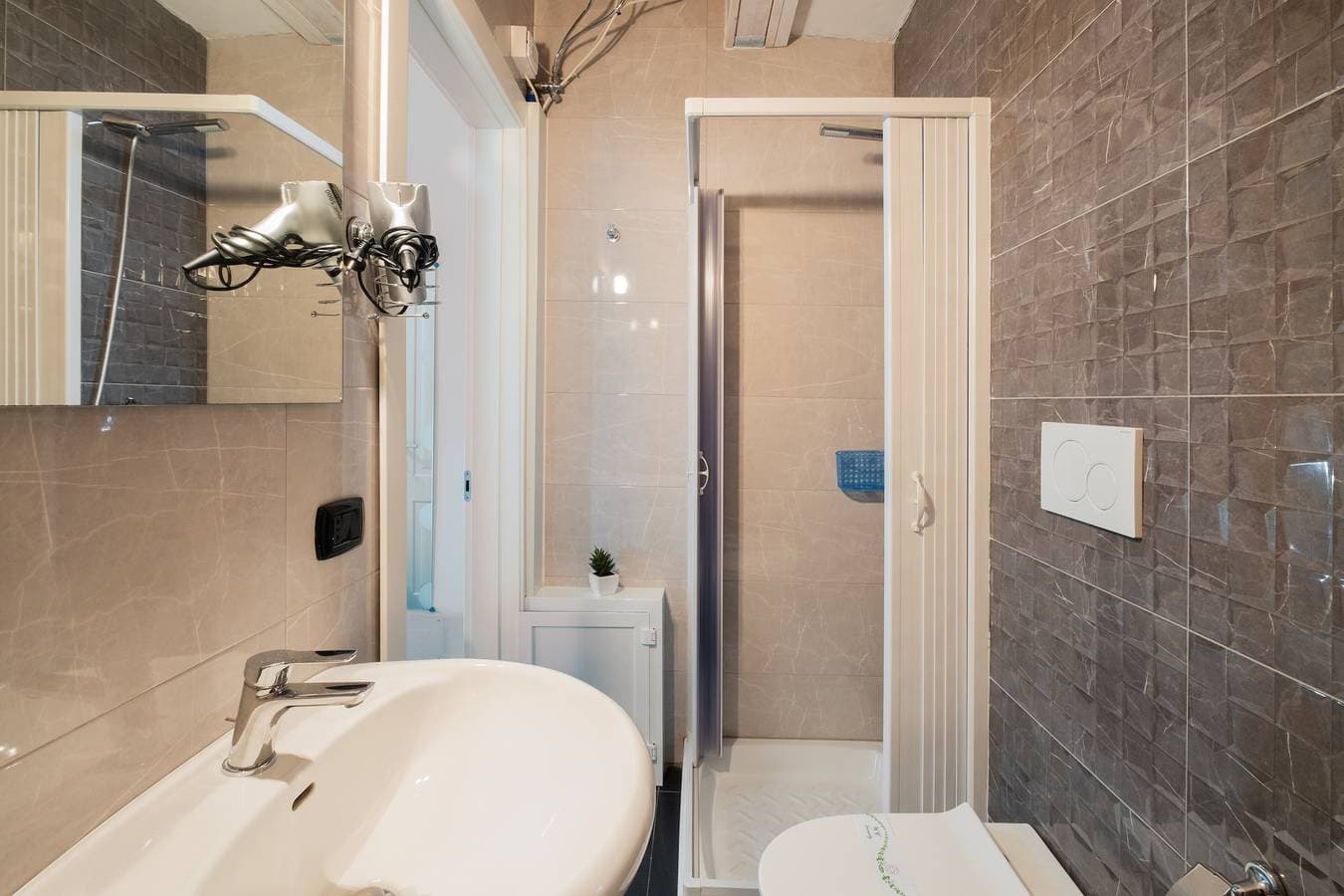 Foto 11 von 20: Ferienhaus 'Villa Gaudì - Vicens' mit Meerblick, WLAN und Klimaanlage