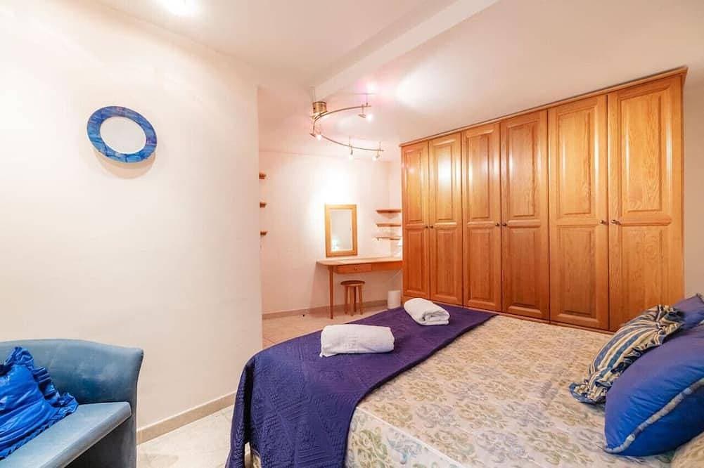 Foto 7 von 20: Charming Modern Seaview Apartment in Central Portomaso
