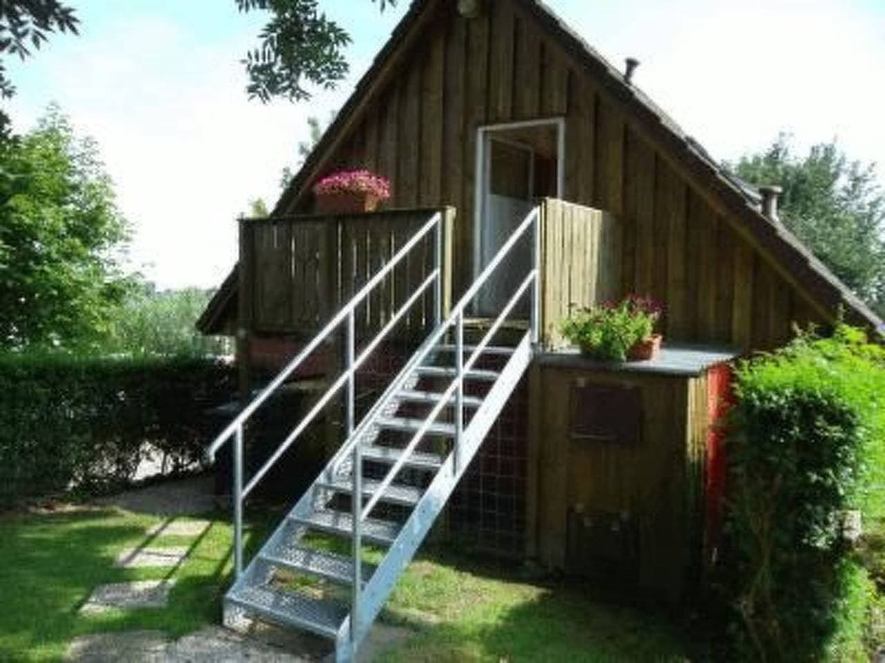 Charmantes Apartment mit Balkon, Parkplatz und WiFi in bester Lage 1