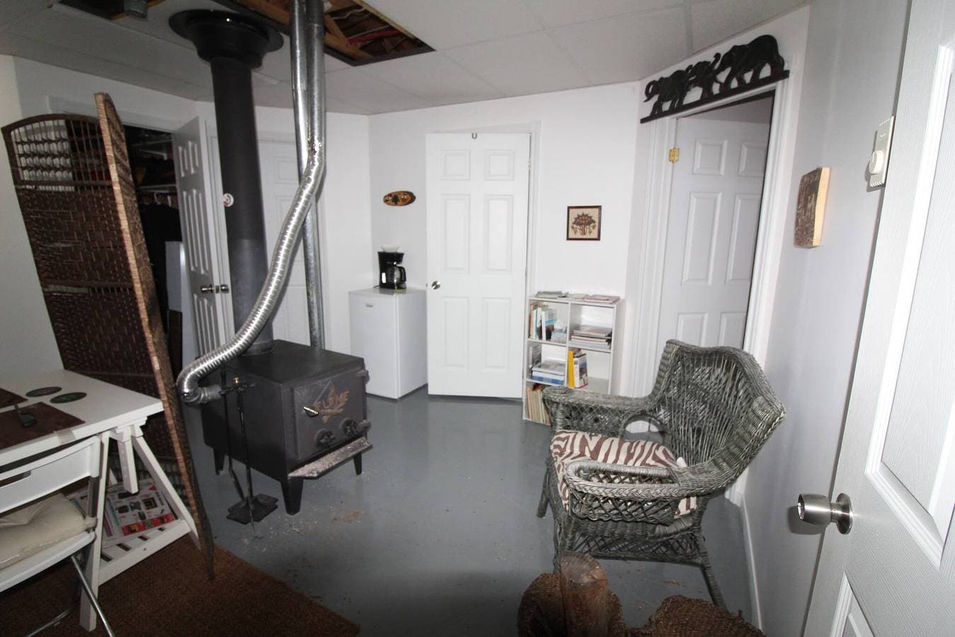 Foto 9 von 29: Großes Luther King-Schlafzimmer, entspanntes, modernes Dekor