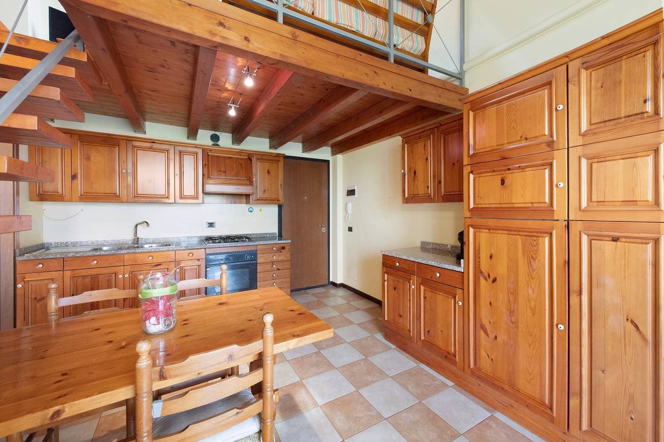 Foto 5 von 25: Apartment „House Of The Sun“ mit Gemeinschaftspool, privater Terrasse und WLAN