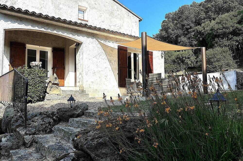 Foto 7 von 30: 2 3* Pool Villas With Panoramic Views Located Between Sea And Mountains