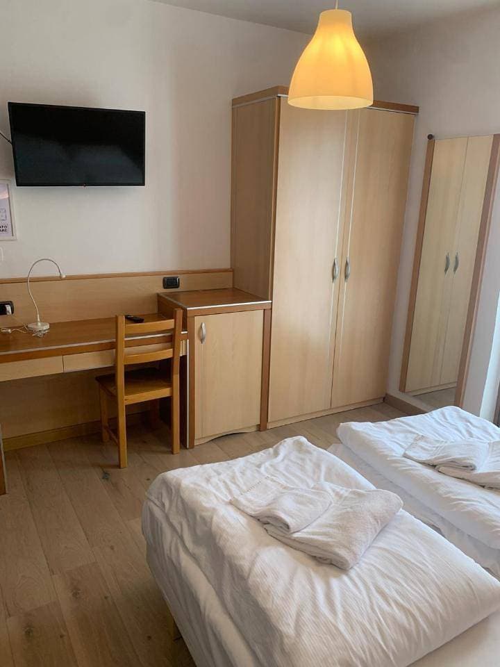 Foto 9 von 16: Double or Twin Room