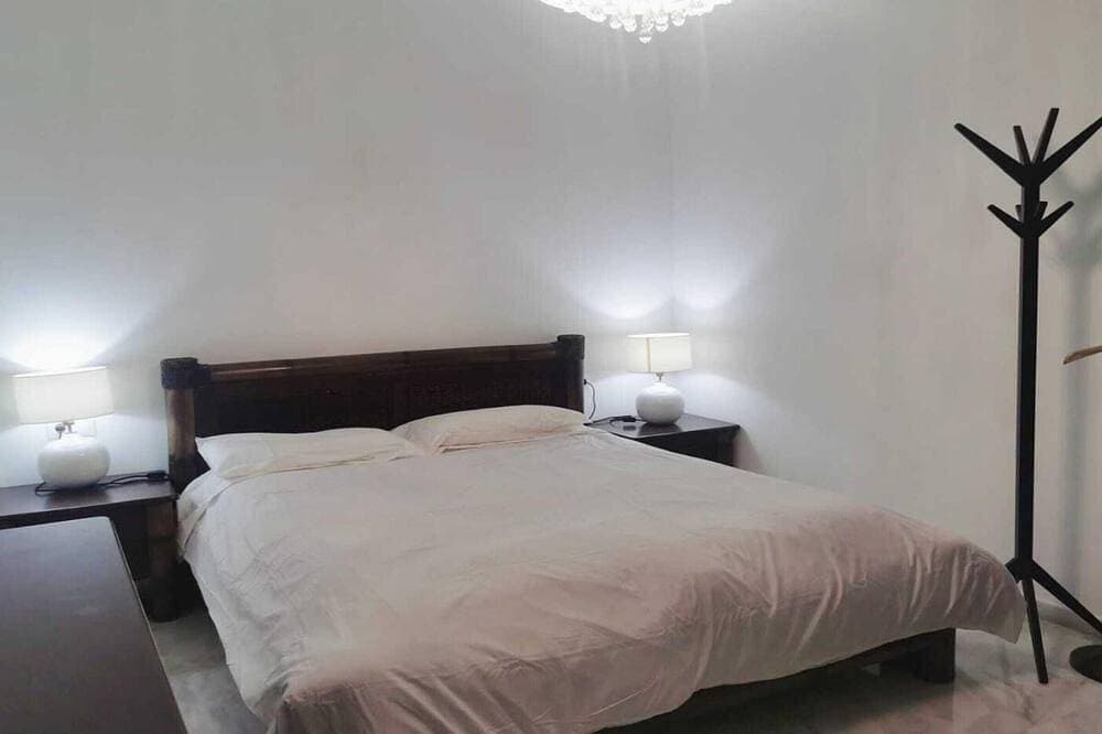 Foto 3 von 22: Luxuswohnung in Estepona mit Terrasse und Parkplatz